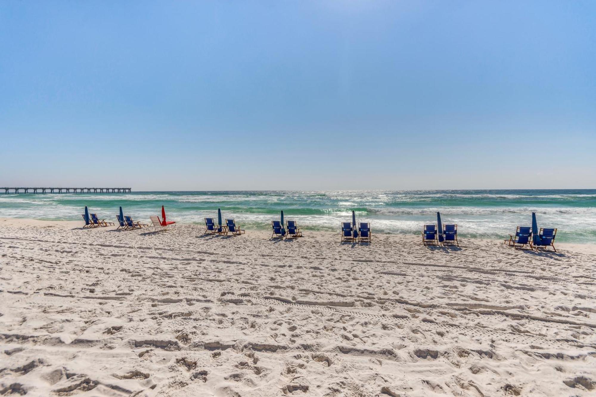 Vibrant Navarre Condo Pool And Beach Chair Service! Exterior photo