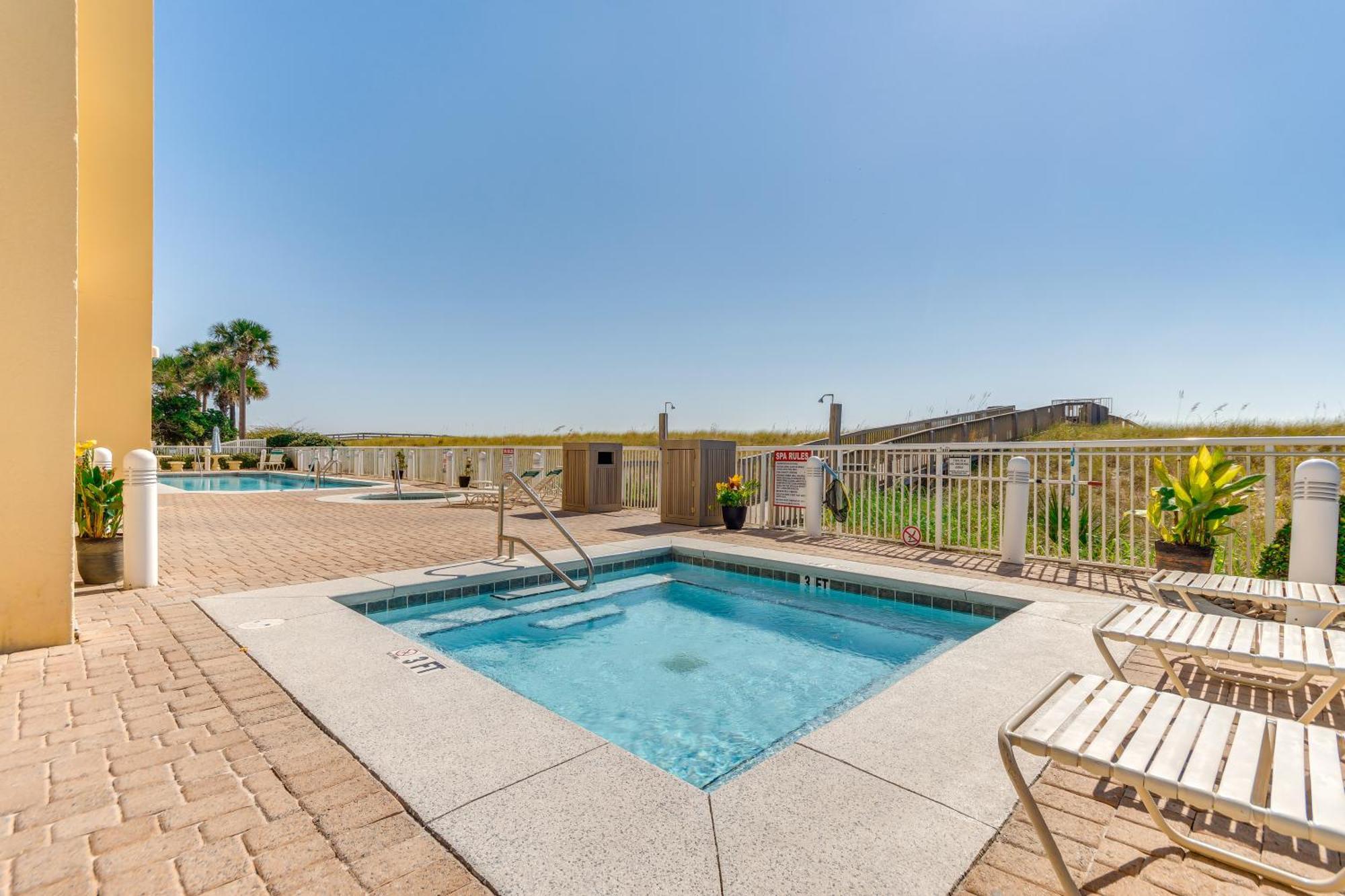 Vibrant Navarre Condo Pool And Beach Chair Service! Exterior photo